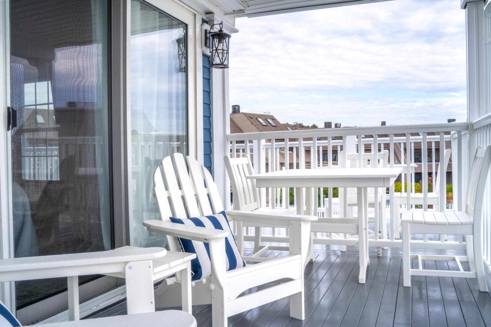 935 Ocean, A Beachside Inn Hampton Eksteriør bilde